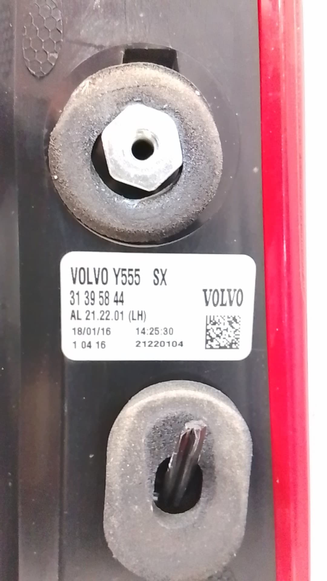 Piloto trasero izquierdo VOLVO V40 3