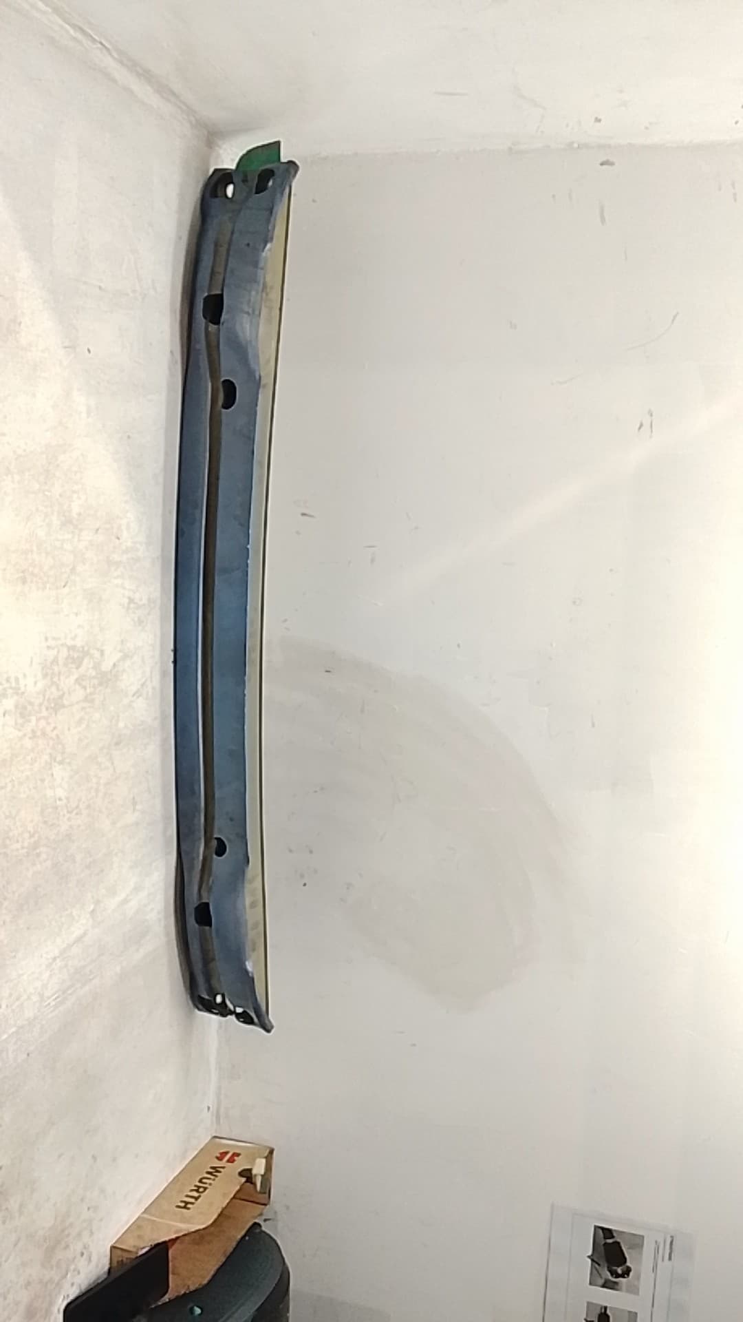 Refuerzo paragolpes delantero VOLVO V40