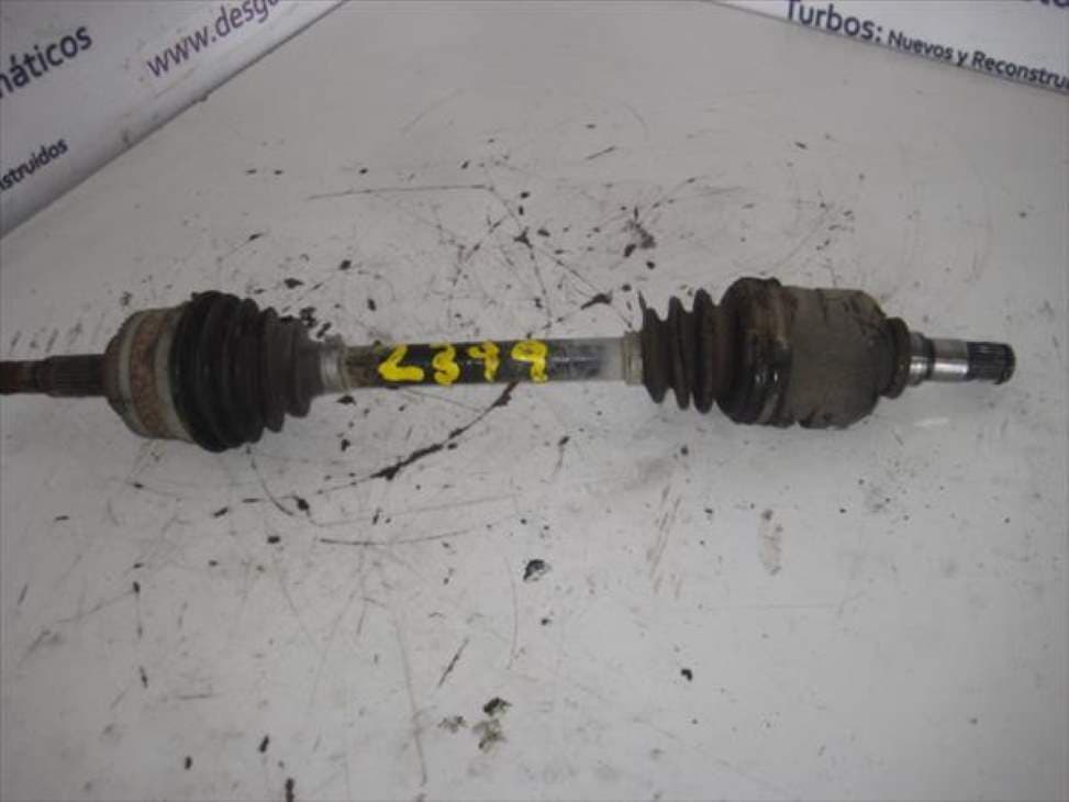 Transmision delantera izquierda TOYOTA AVENSIS BERLINA (T25)