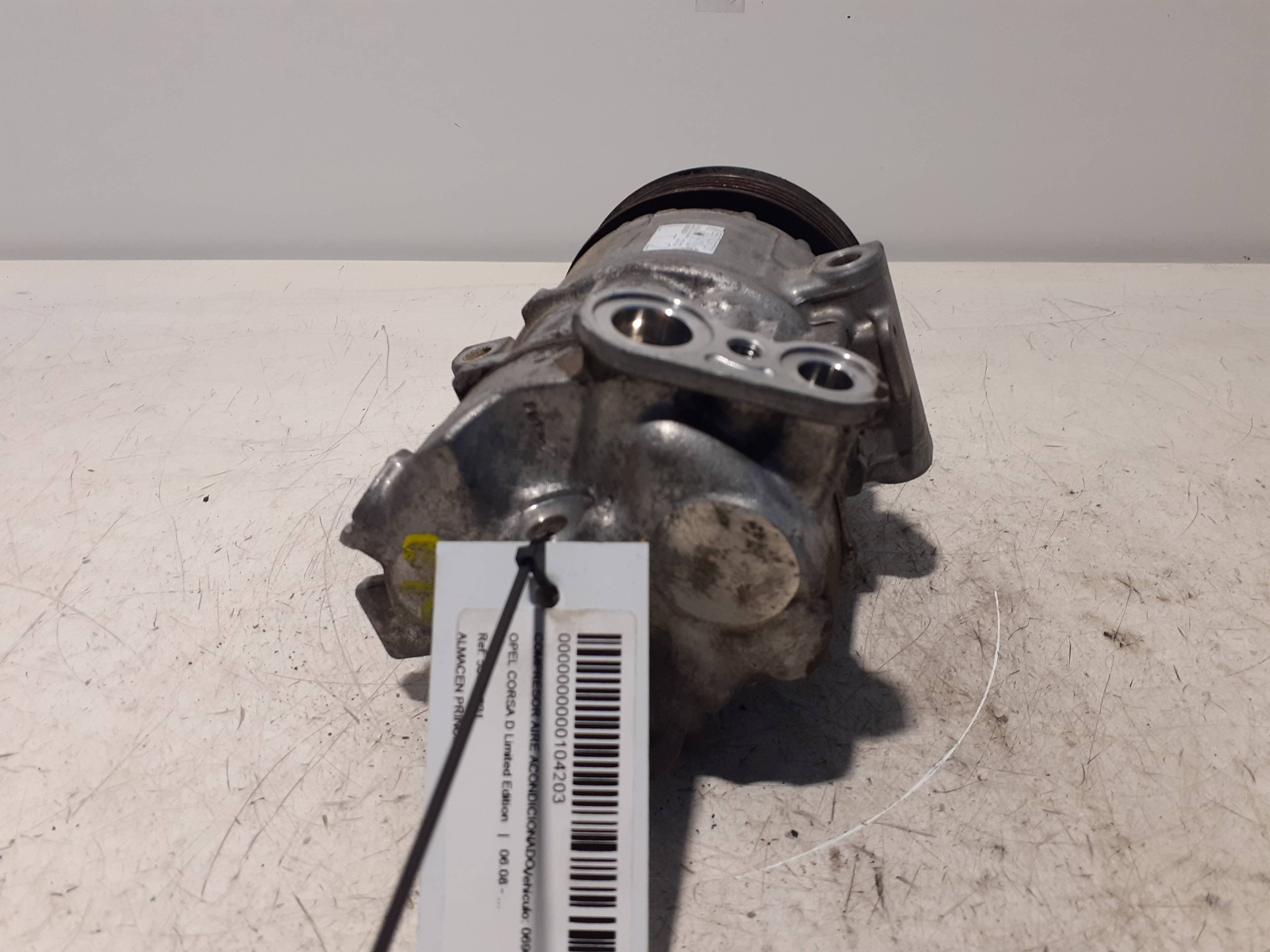 Recambio OPEL CORSA D ref. 55703721 3
