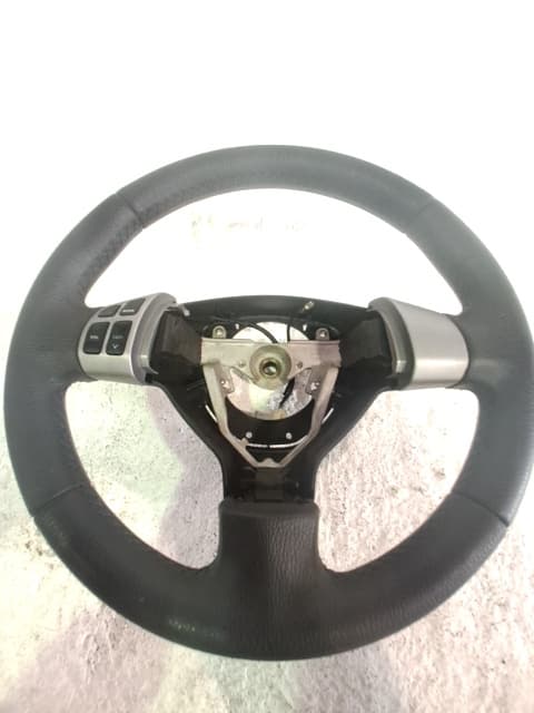 Volante SUZUKI SX4