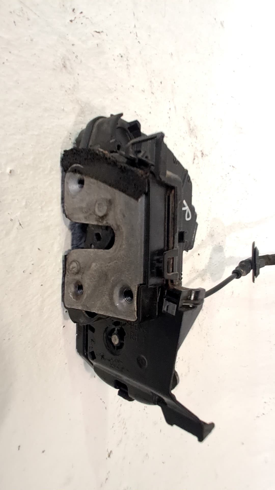 Cerradura puerta delantera derecha RENAULT TWINGO III 2