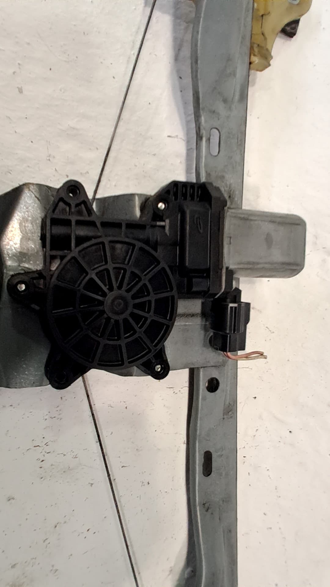 Elevalunas delantero derecho RENAULT TWINGO III 3