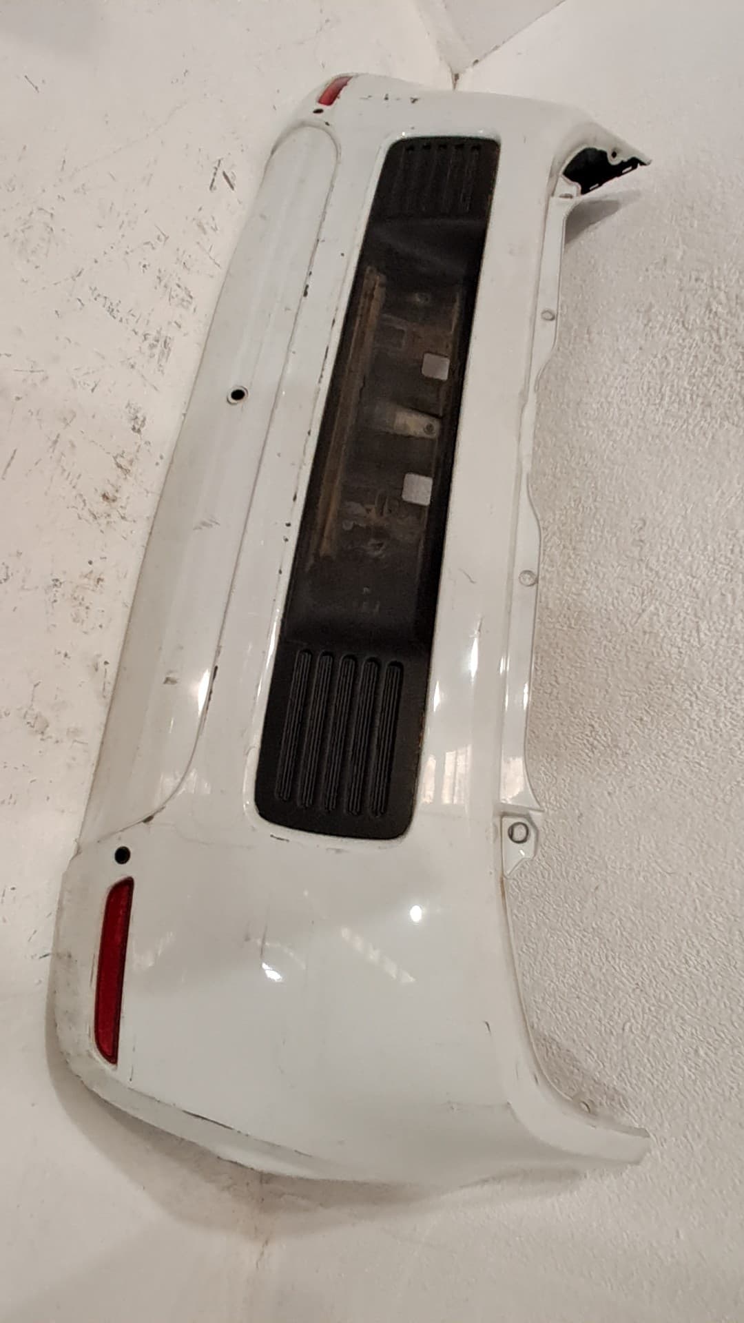 Paragolpes trasero RENAULT TWINGO III 5