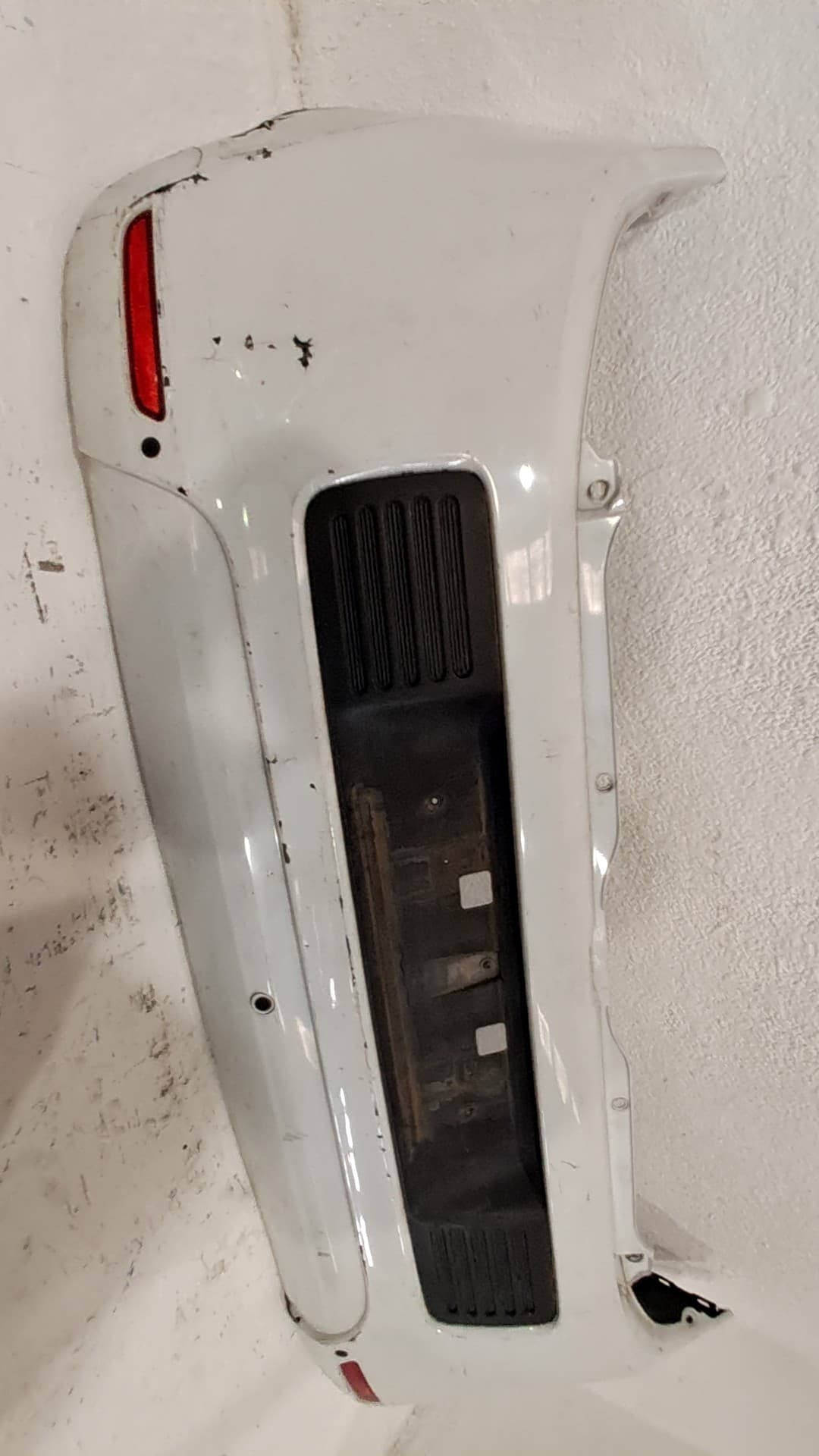 Paragolpes trasero RENAULT TWINGO III 4