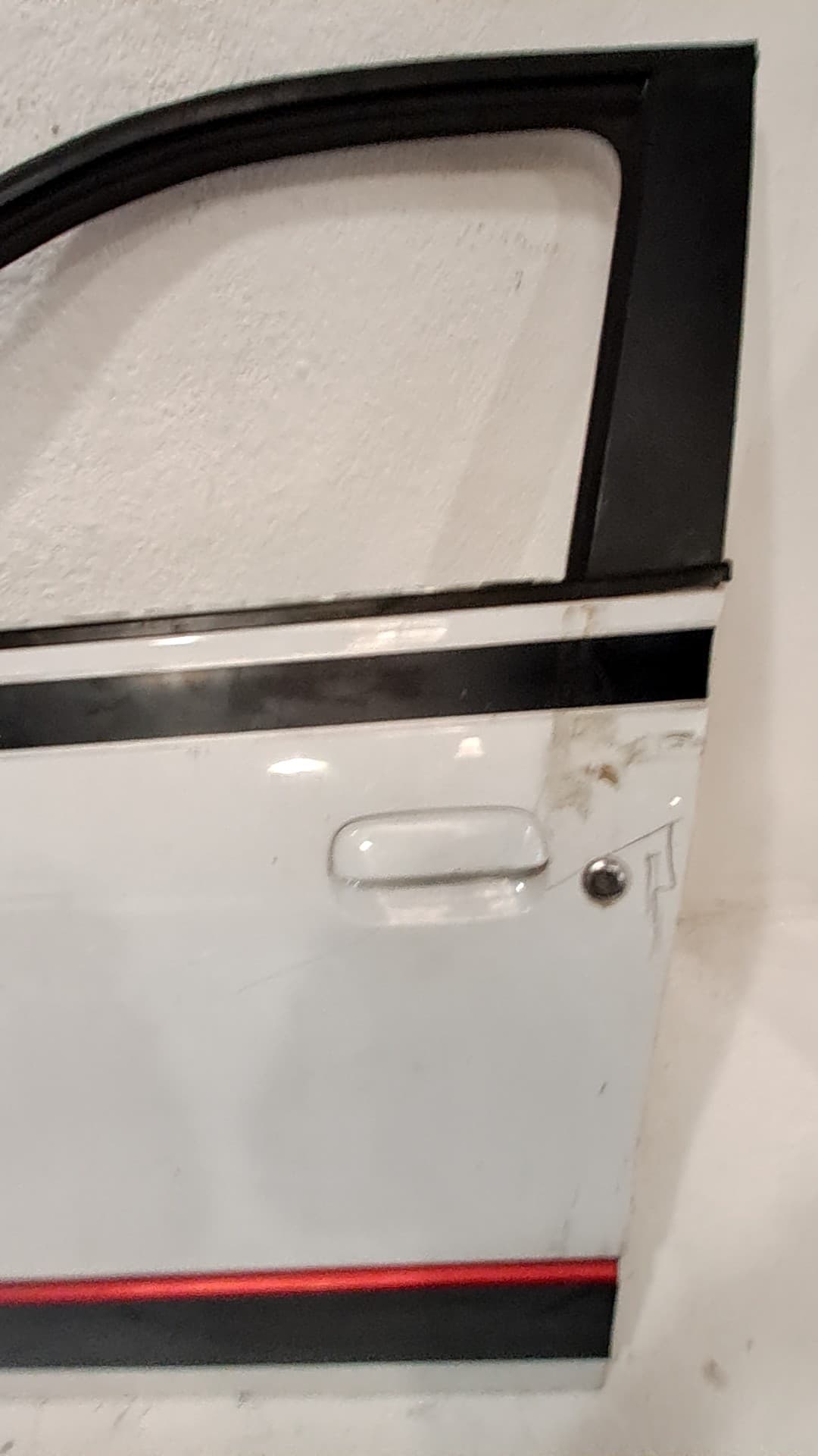Puerta delantera izquierda RENAULT TWINGO III 4