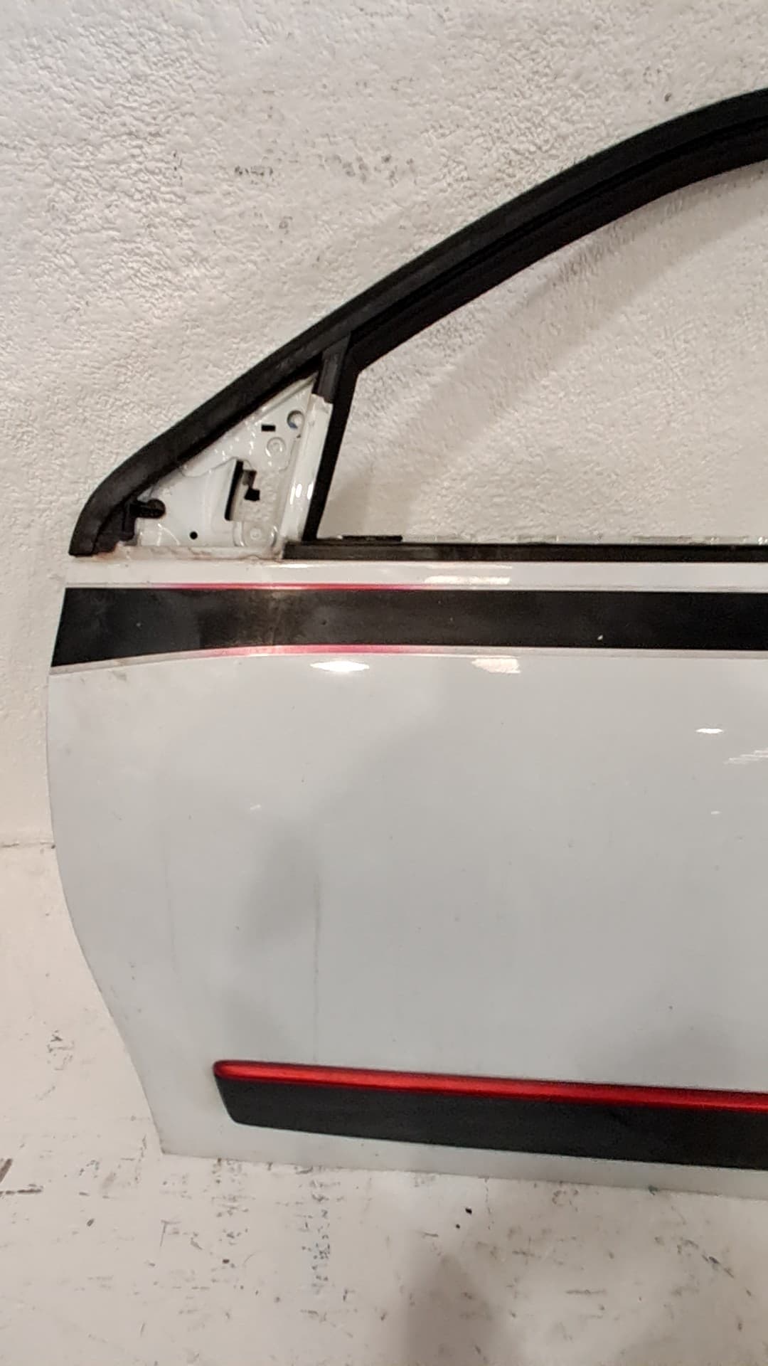 Puerta delantera izquierda RENAULT TWINGO III 3