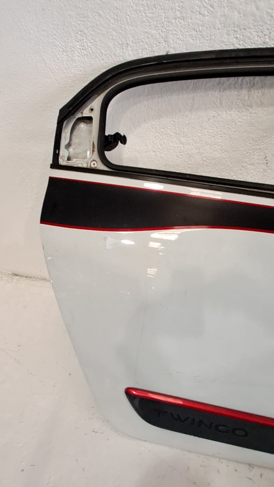 Puerta trasera derecha RENAULT TWINGO III 4