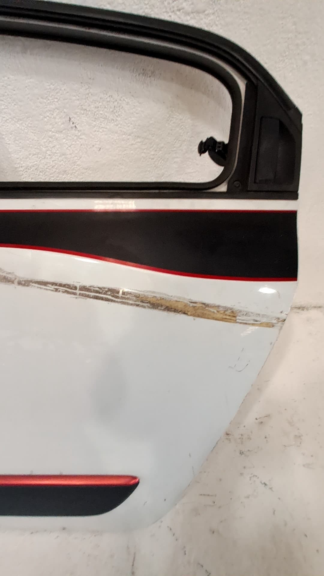 Puerta trasera izquierda RENAULT TWINGO III 5