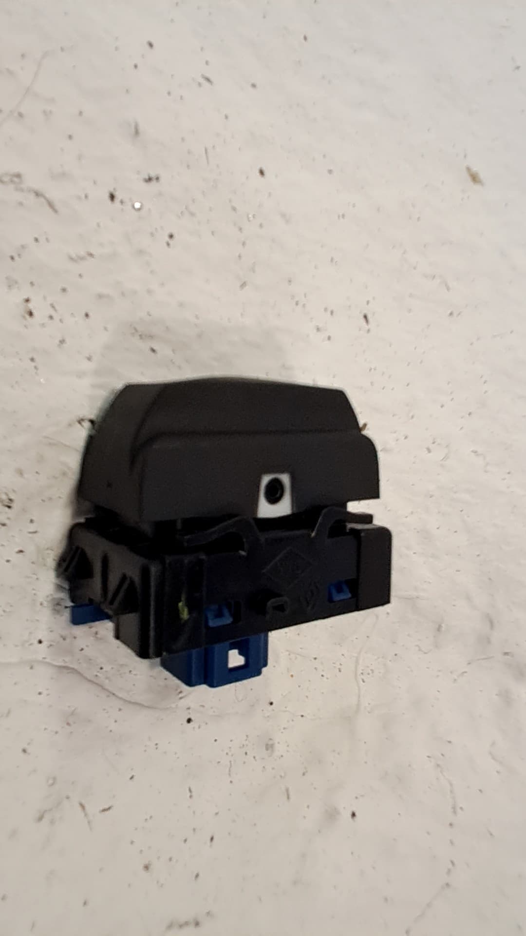 Interruptor RENAULT TWINGO III 3