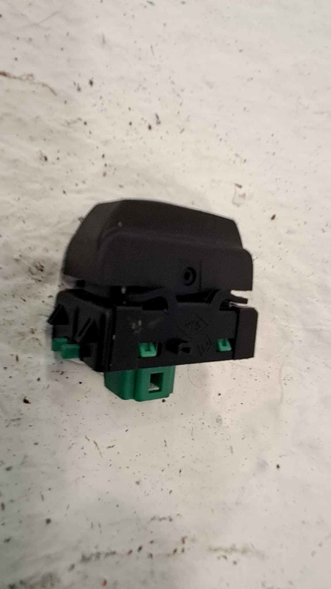 Interruptor RENAULT TWINGO III 3