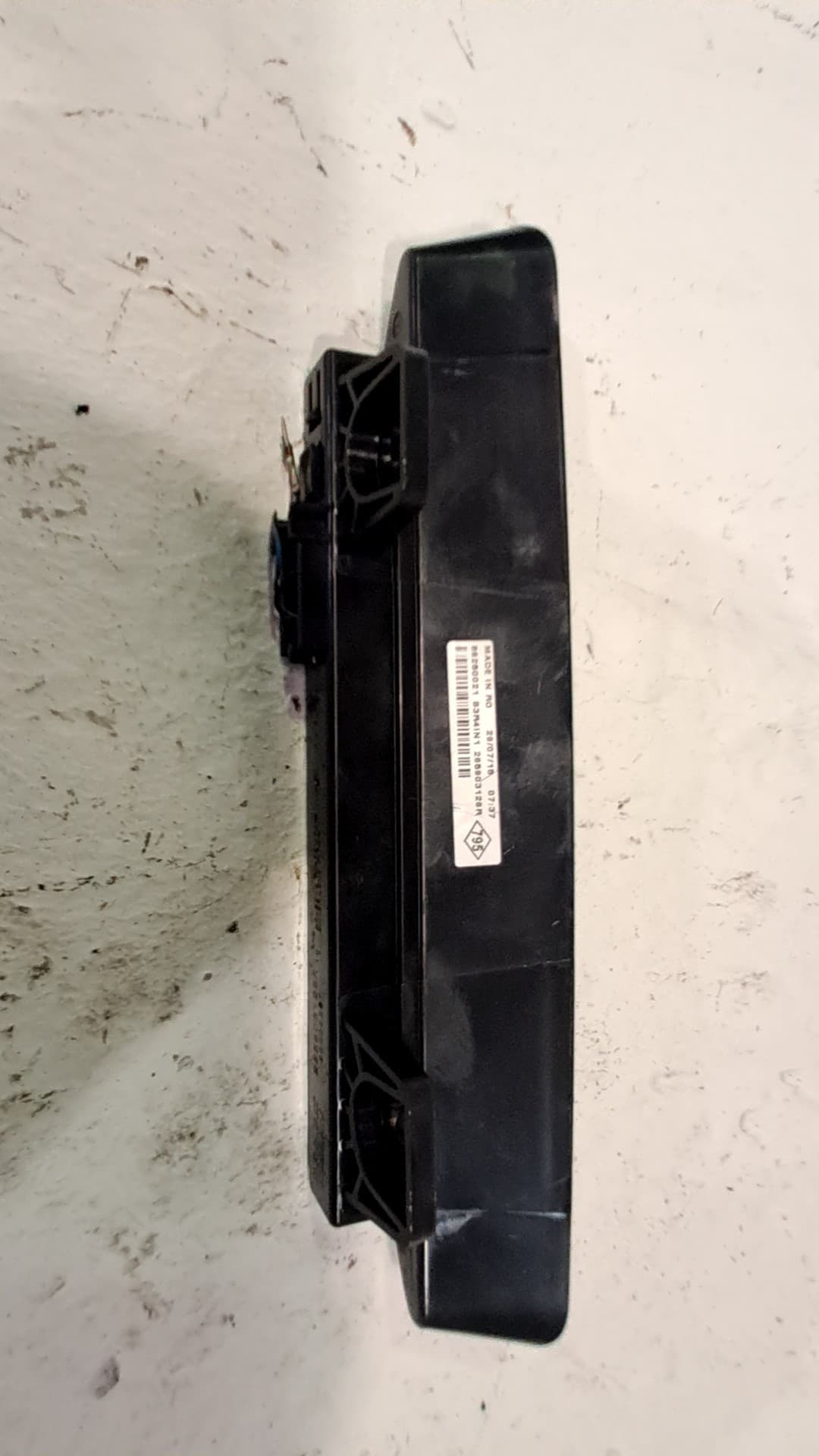 Luz central de freno RENAULT TWINGO III 2
