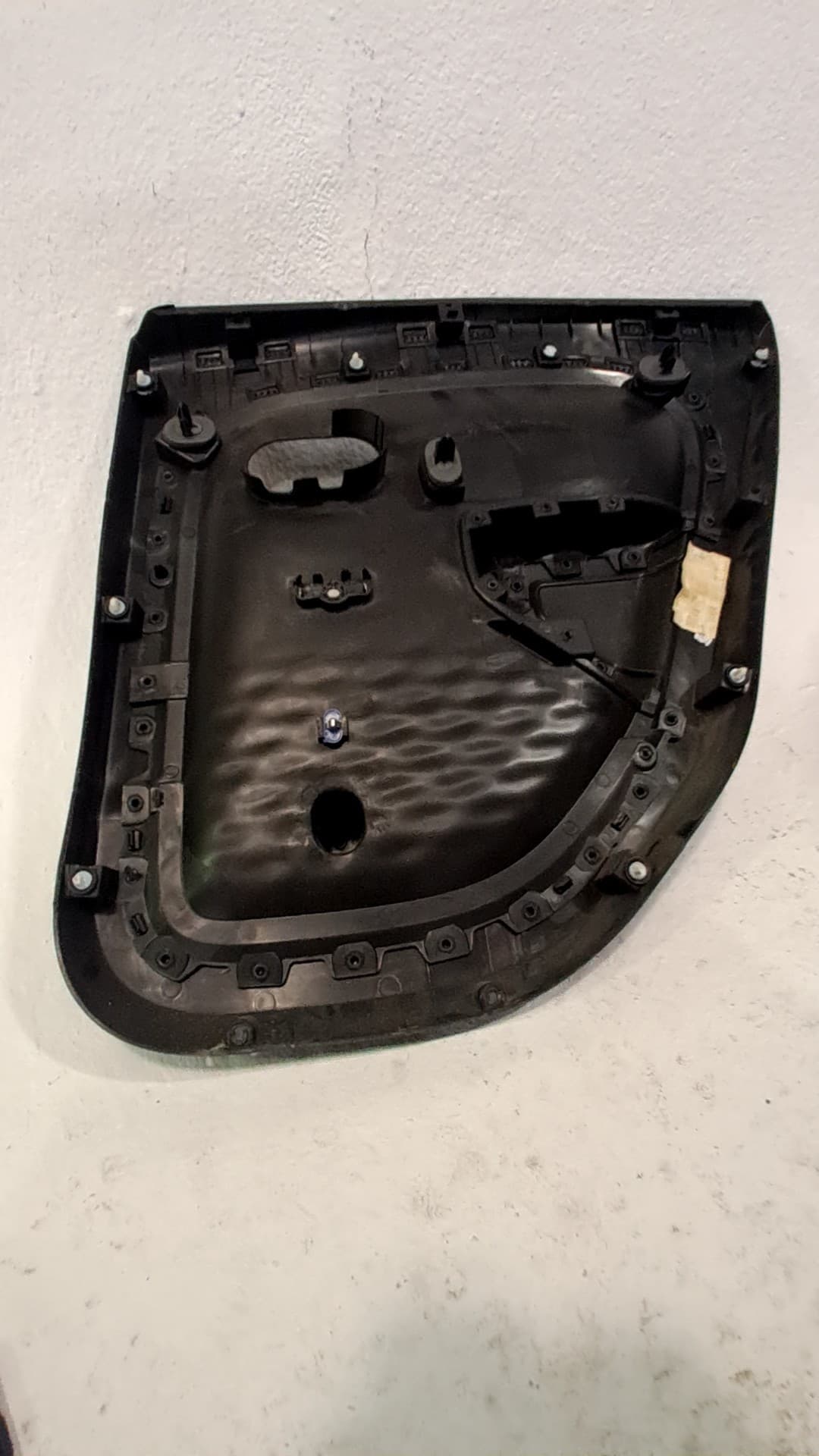 Recambio RENAULT TWINGO III ref. 829A11120R 2