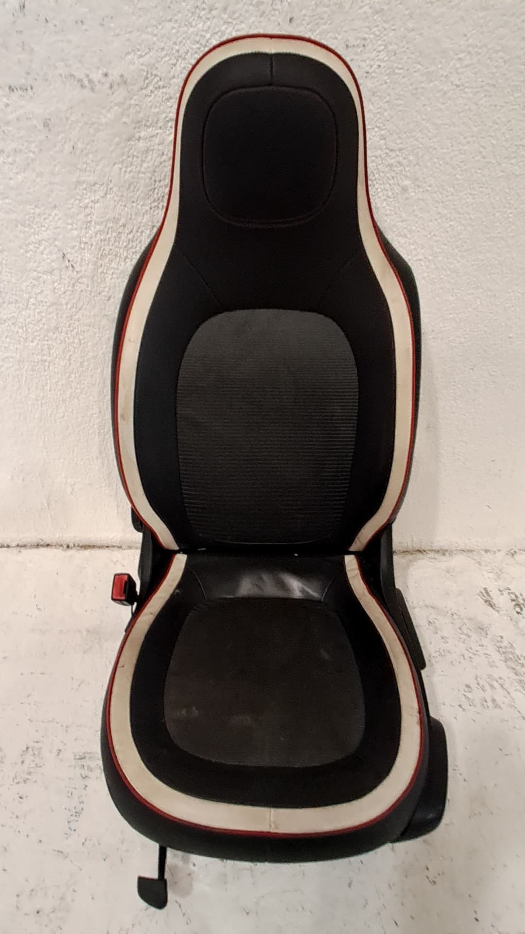 Asiento delantero izquierdo RENAULT TWINGO III