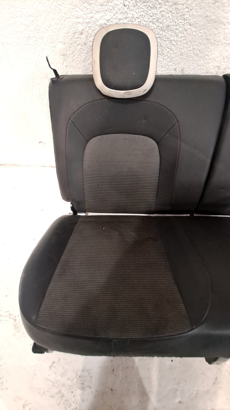 Cerradura asientos traseros RENAULT TWINGO III 2