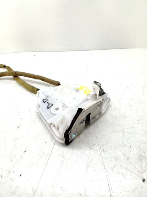 Cerradura puerta delantera derecha MAZDA 3 (BL) 2