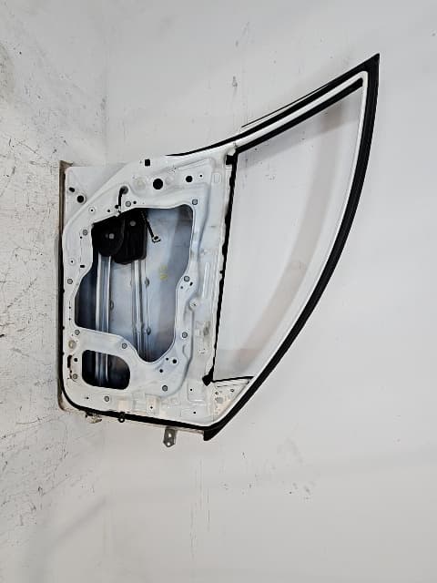 Puerta delantera izquierda MAZDA 3 (BL) 4