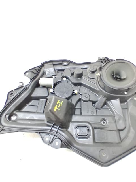 Elevalunas trasero izquierdo MAZDA 3 (BL) 2