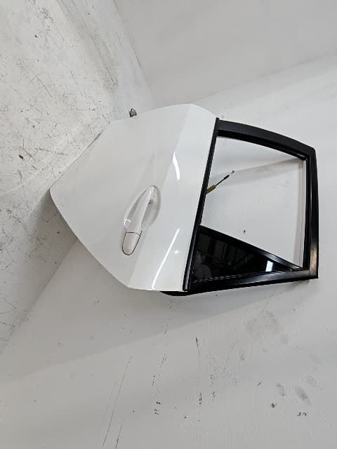 Puerta trasera izquierda MAZDA 3 (BL) 5