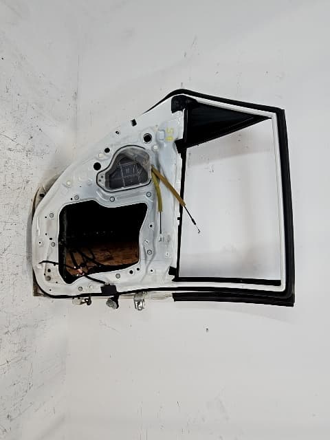 Puerta trasera izquierda MAZDA 3 (BL) 4