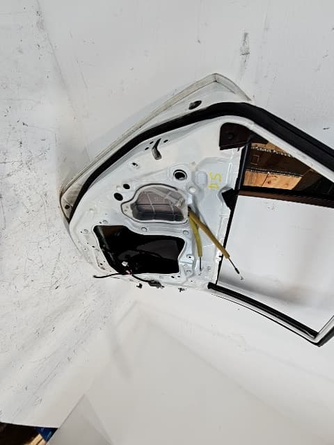Puerta trasera izquierda MAZDA 3 (BL) 3