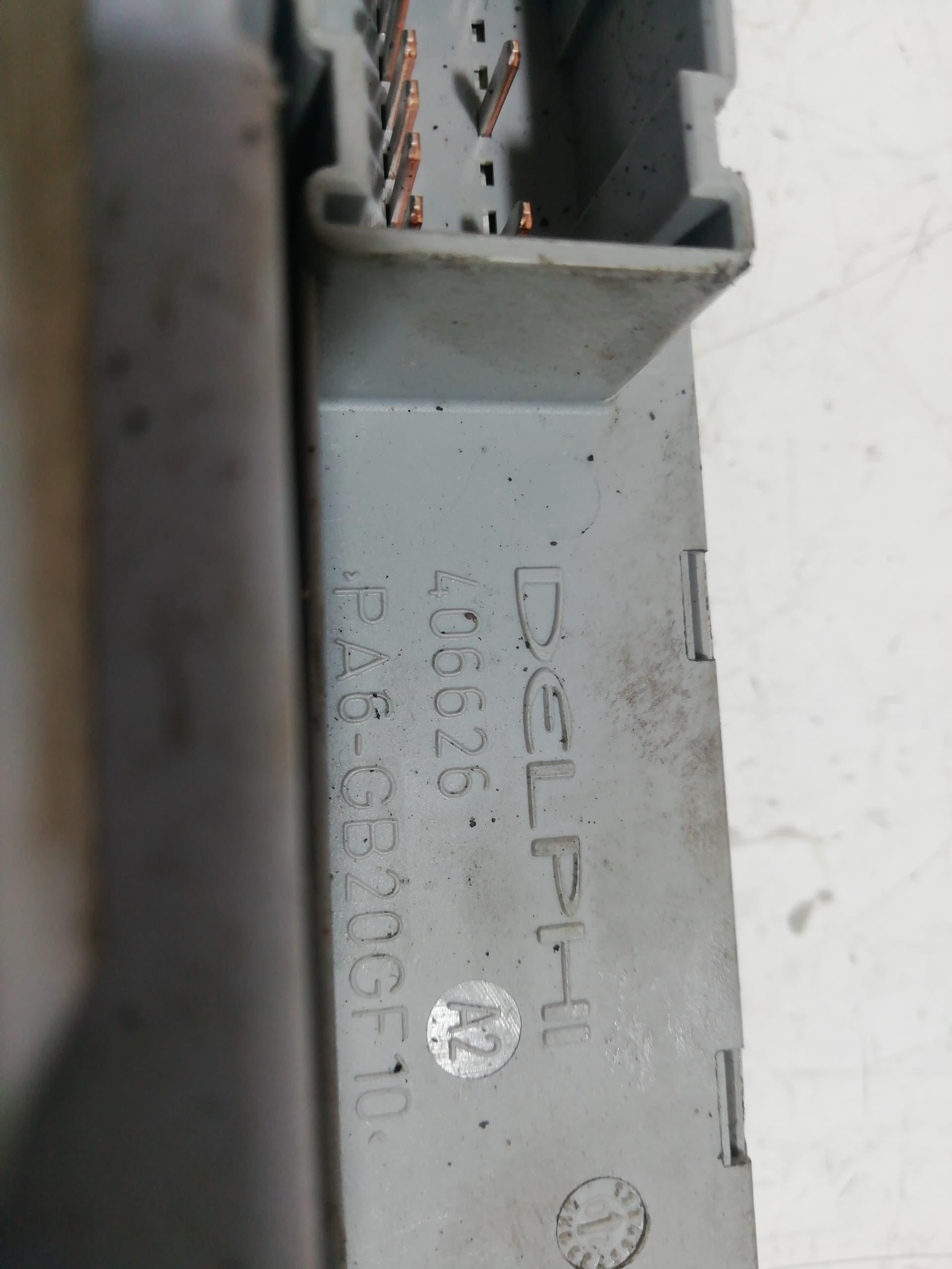 Caja reles / fusibles FIAT PUNTO BERLINA (188) 2