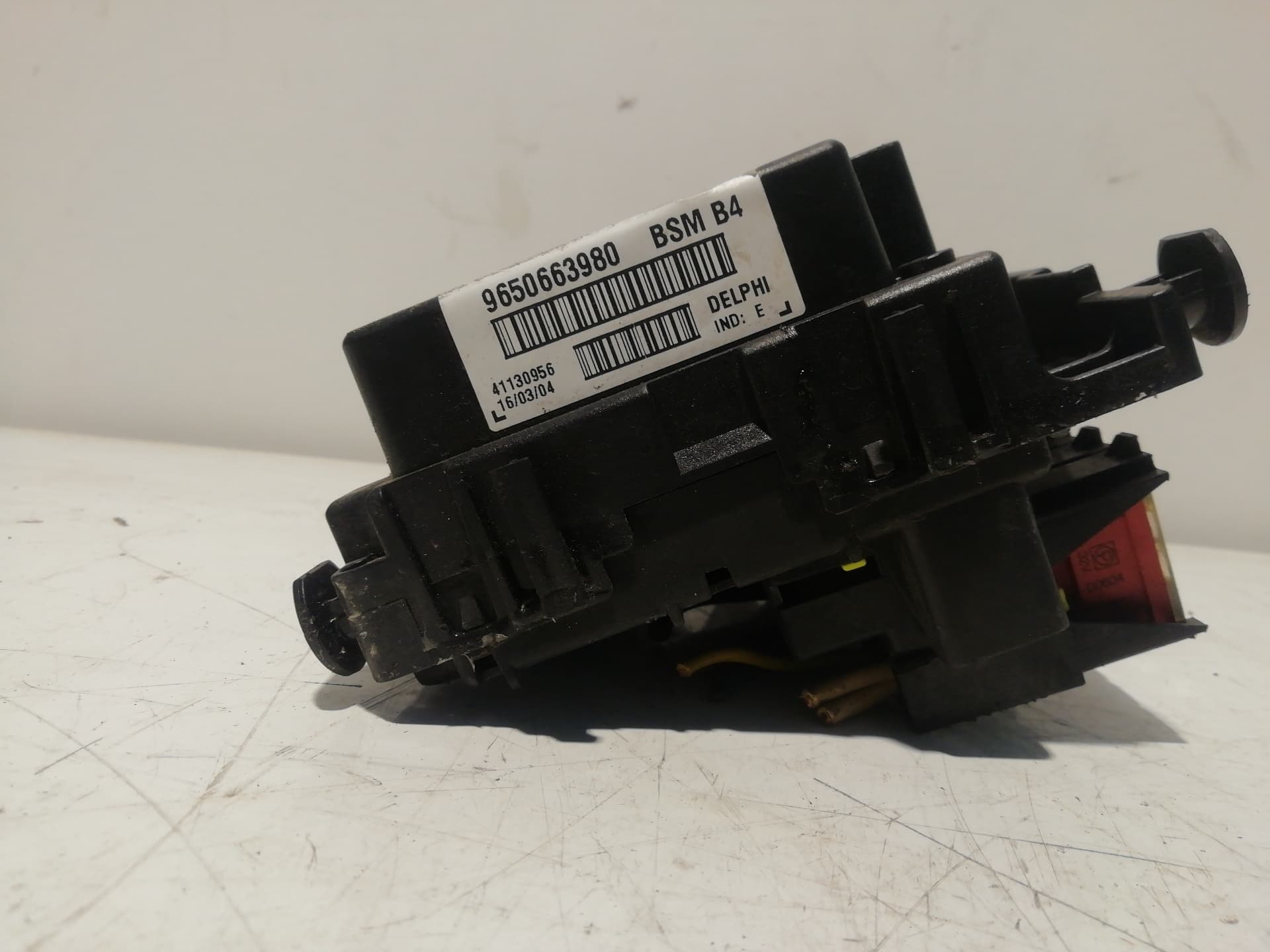 Caja reles / fusibles PEUGEOT 206 BERLINA 2