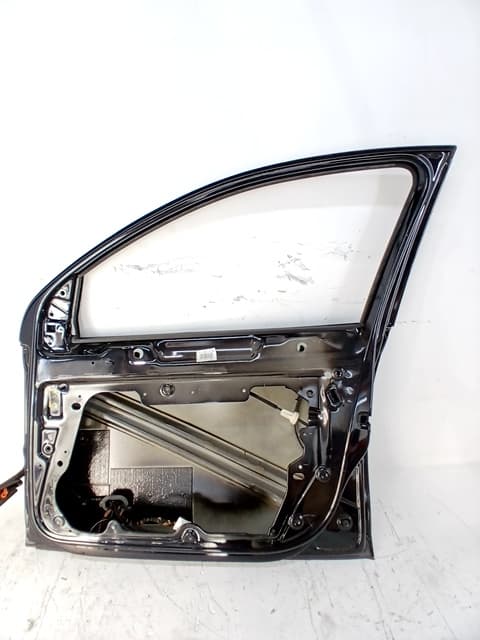 Puerta delantera derecha VOLKSWAGEN GOLF VI (5K1)