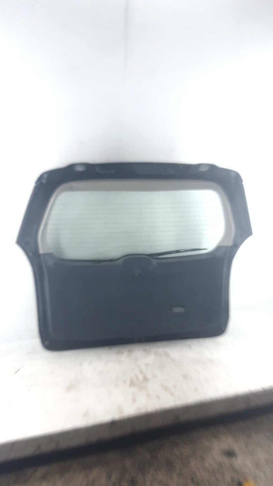 Porton trasero MAZDA PREMACY (CP) 2