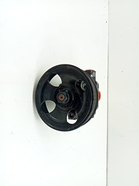 Bomba direccion KIA CARENS (UN) 5