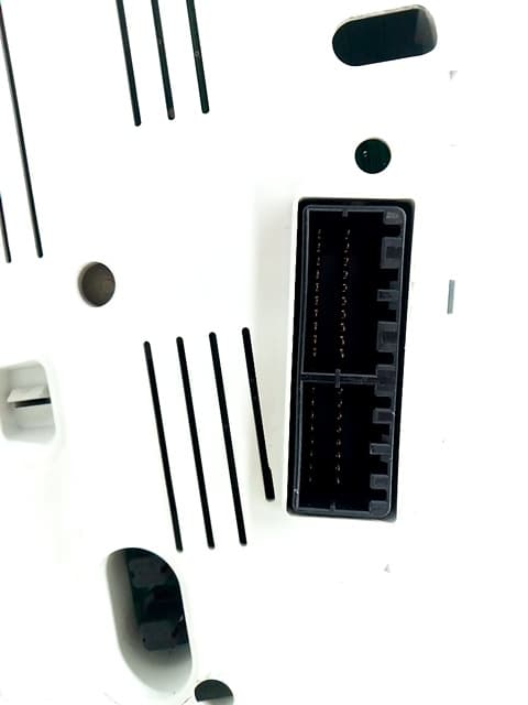 Cuadro instrumentos KIA CARENS (UN) 2