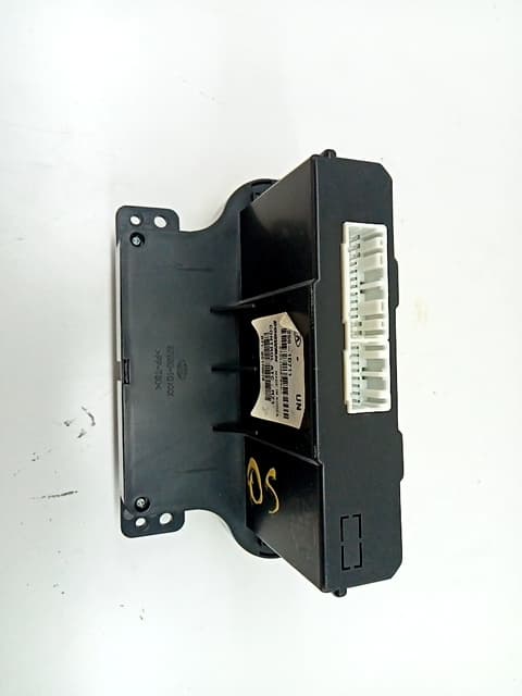 Mando climatizador KIA CARENS (UN) 4