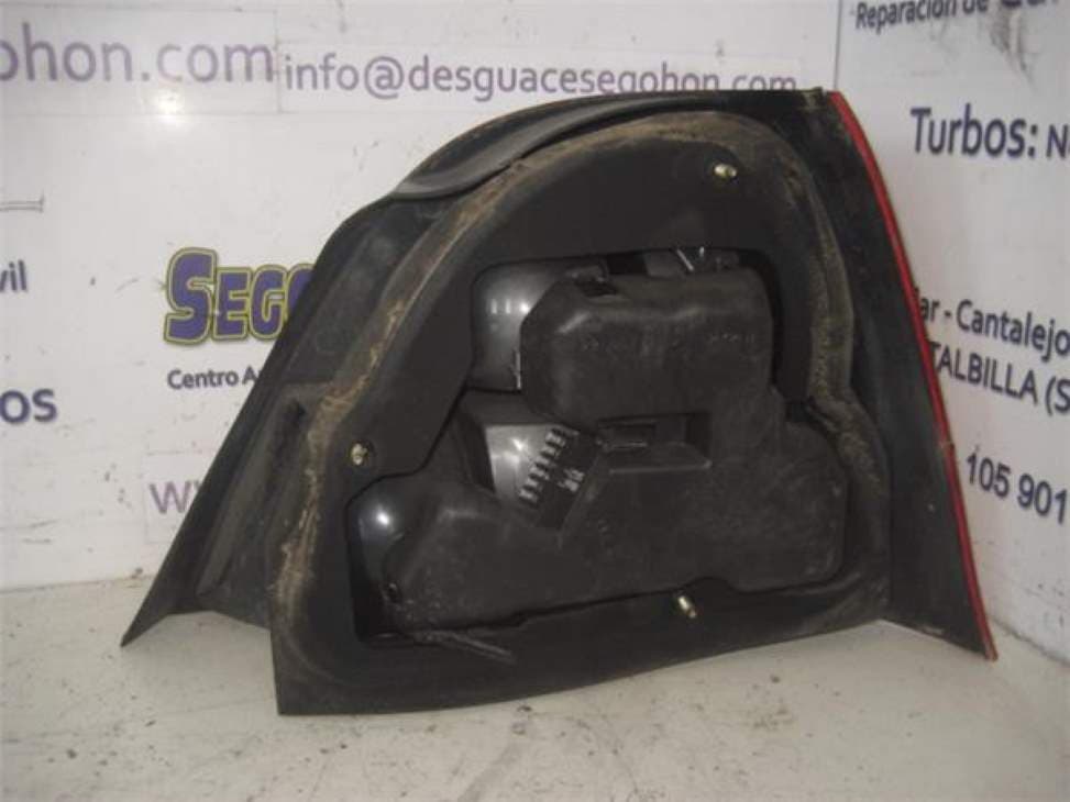 Piloto trasero izquierdo MG STREETWISE 2