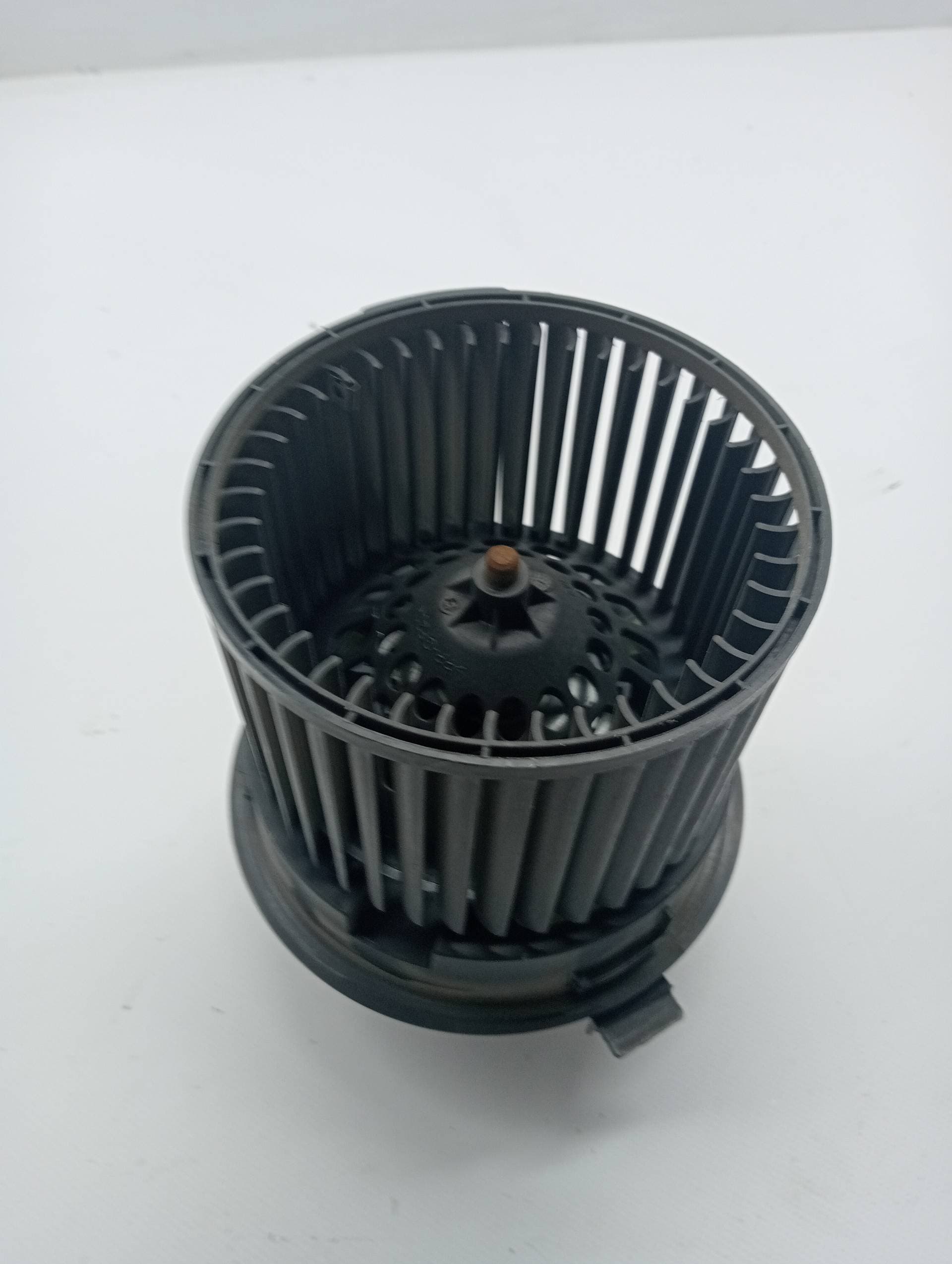 Motor calefaccion DACIA SANDERO 3