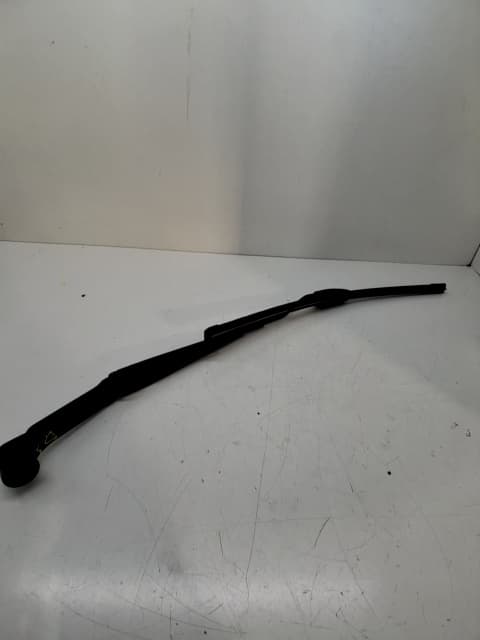 Brazo limpia delantero izquierdo MITSUBISHI SPACE STAR (A00) 3