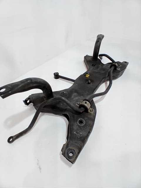 Puente delantero MITSUBISHI SPACE STAR (A00) 3