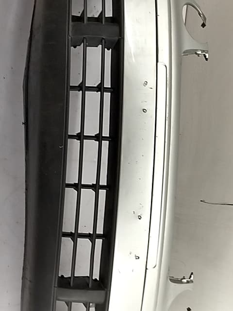 Paragolpes delantero VOLKSWAGEN POLO (9N1)