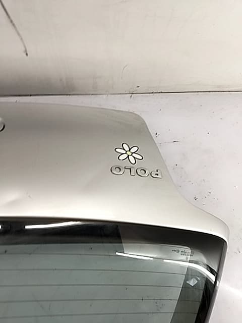 Porton trasero VOLKSWAGEN POLO (9N1) 3