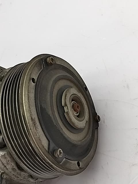 Recambio VOLKSWAGEN POLO (9N1) ref. 6Q0820803R 3
