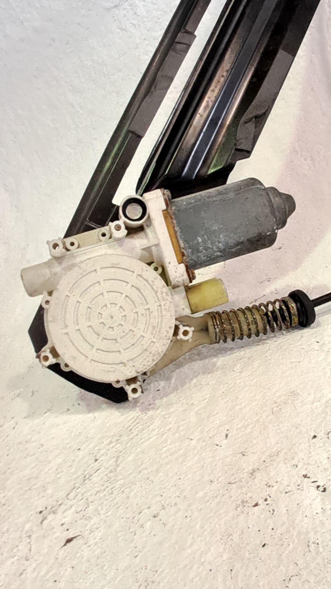 Elevalunas trasero derecho BMW SERIE 5 BERLINA (E39) 2