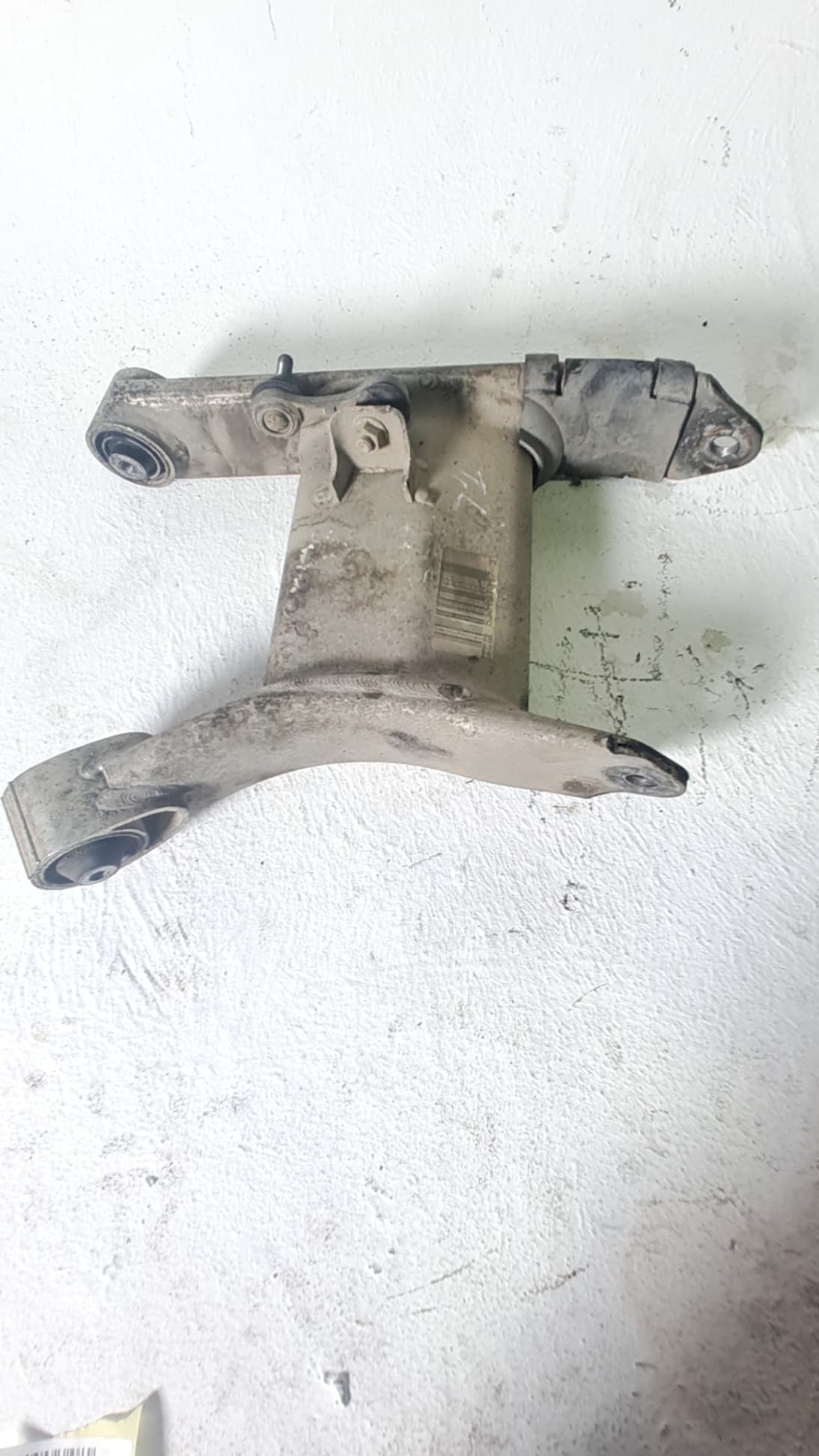 Brazo suspension inferior trasero izquierdo BMW SERIE 5 BERLINA (E39)