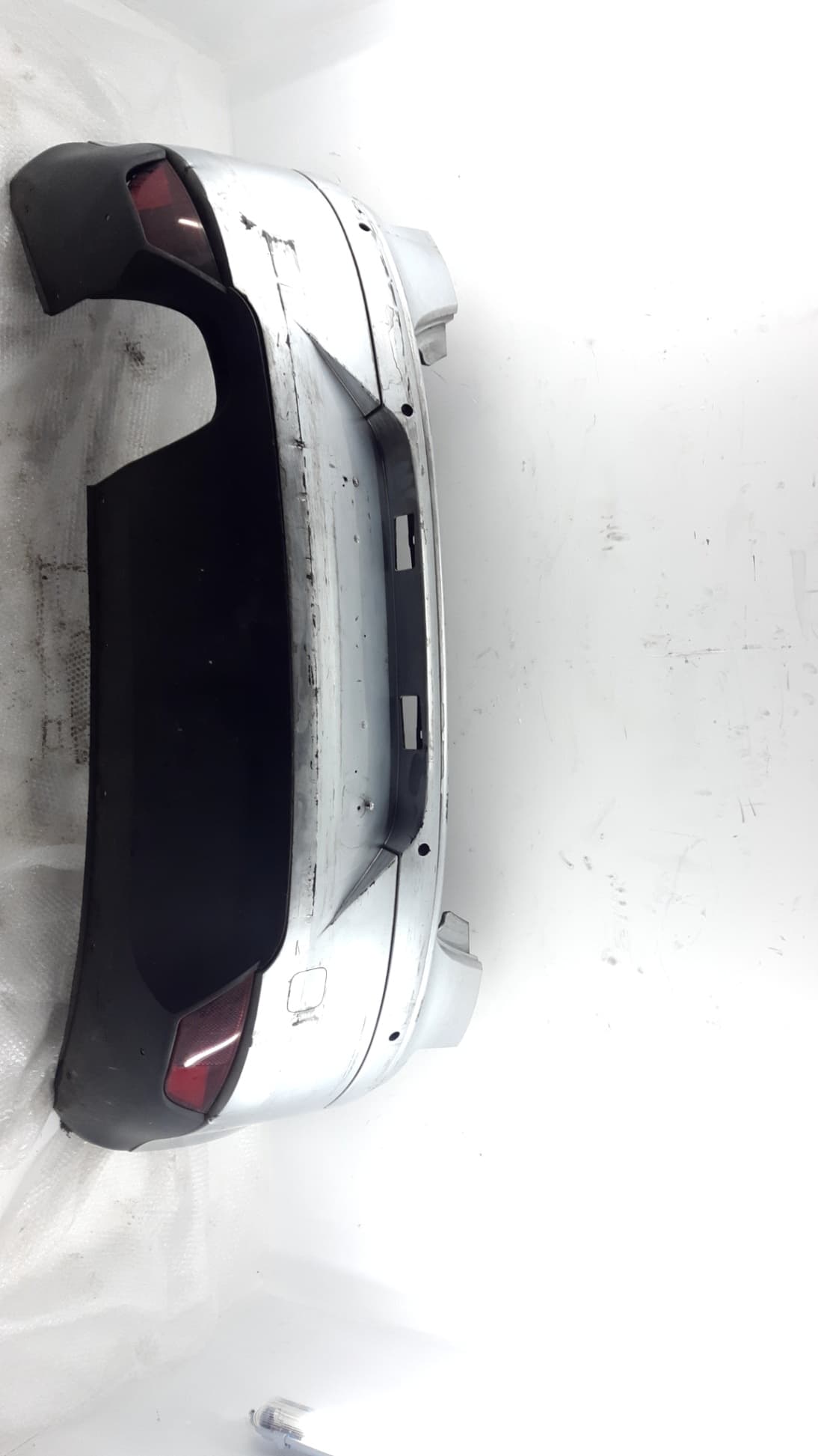 Paragolpes trasero SEAT TOLEDO (5P2)