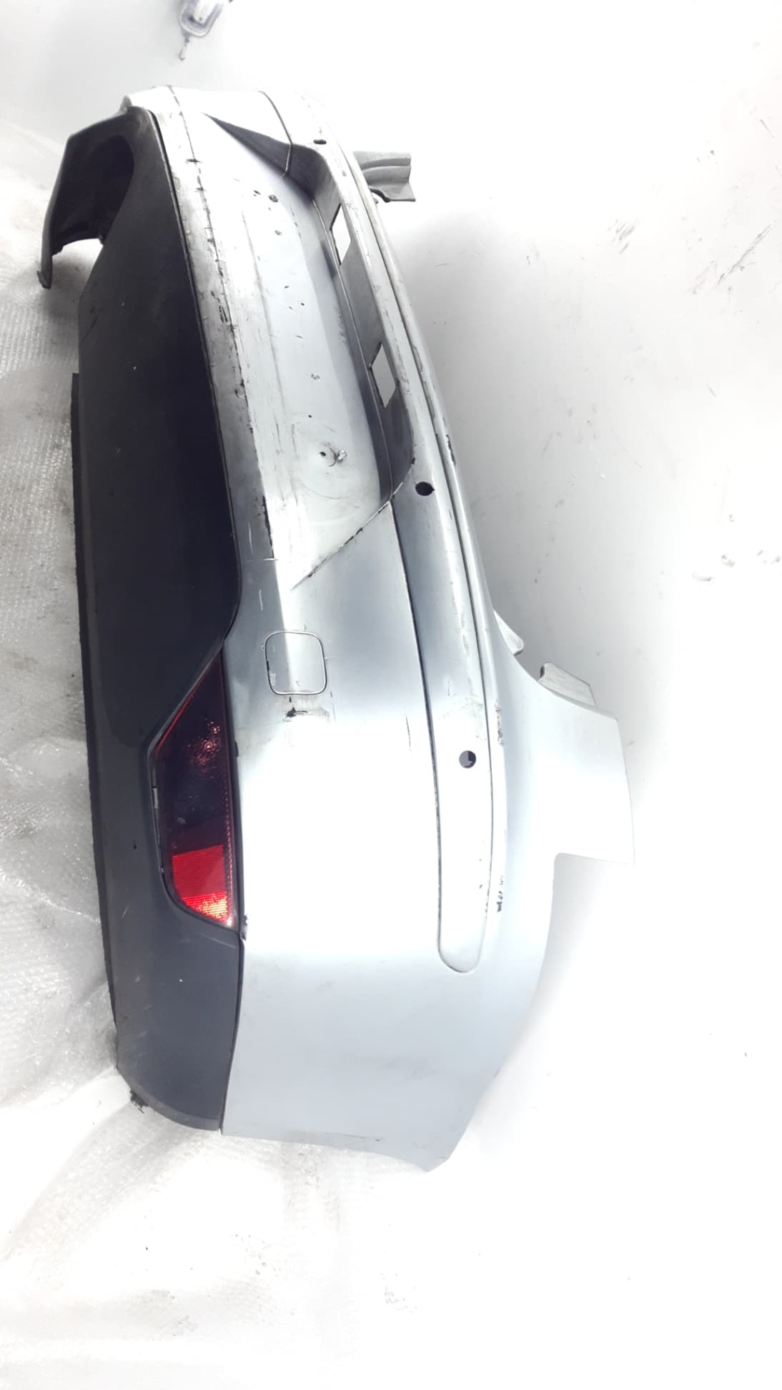 Paragolpes trasero SEAT TOLEDO (5P2) 3