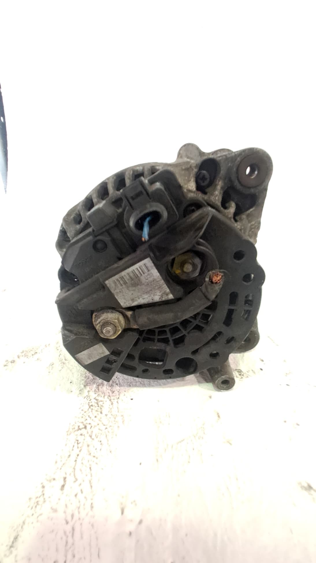 Alternador VOLKSWAGEN PASSAT BERLINA (3A2) 2