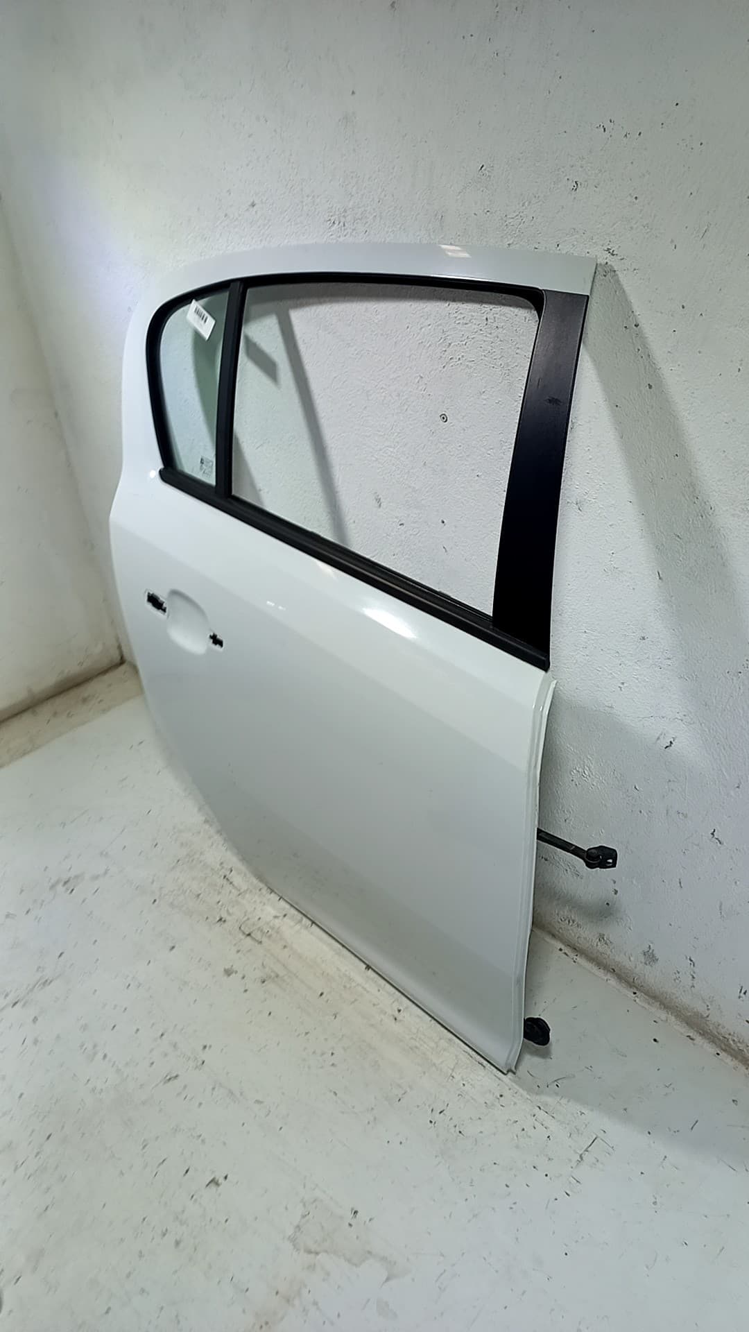 Puerta trasera derecha OPEL CORSA D 4