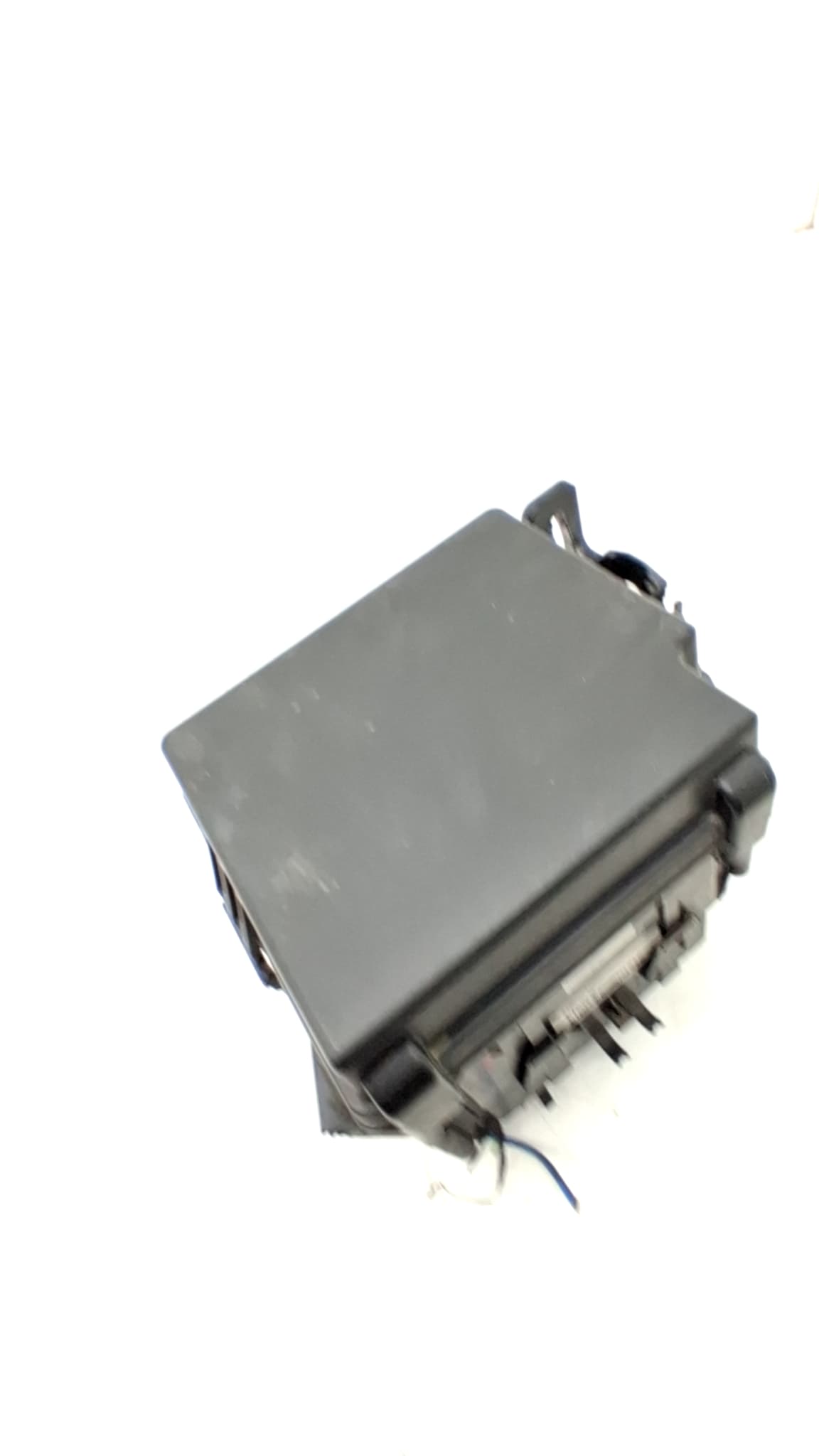 Caja reles / fusibles SSANGYONG TIVOLI 3