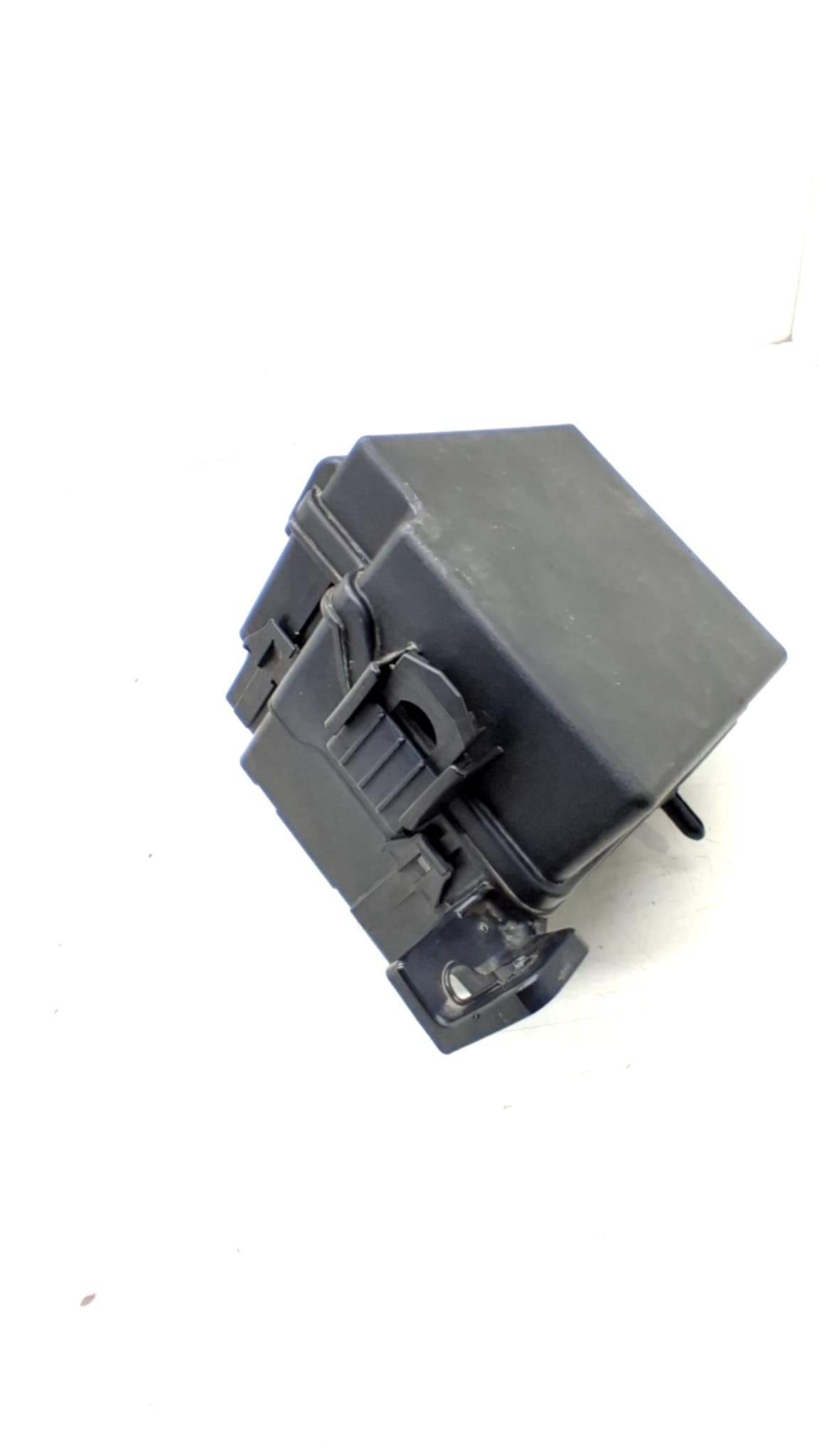 Caja reles / fusibles SSANGYONG TIVOLI 2