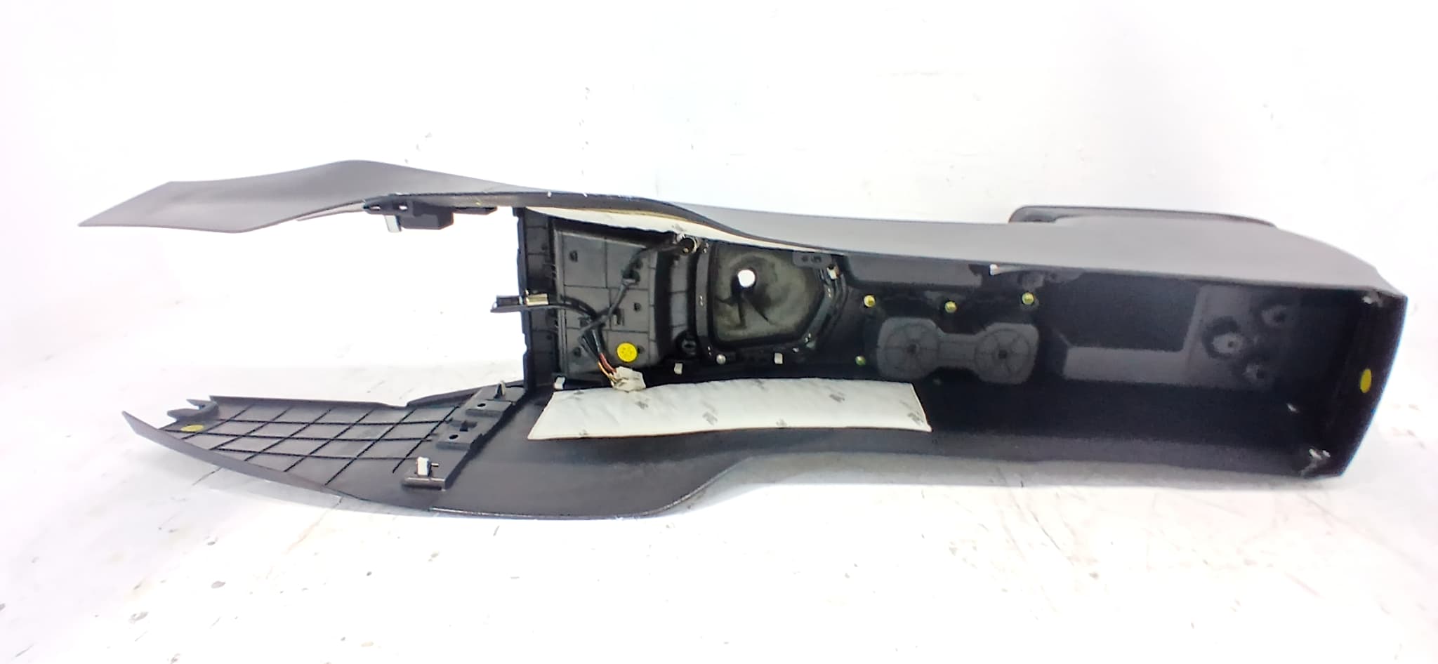 Consola central SSANGYONG TIVOLI 2