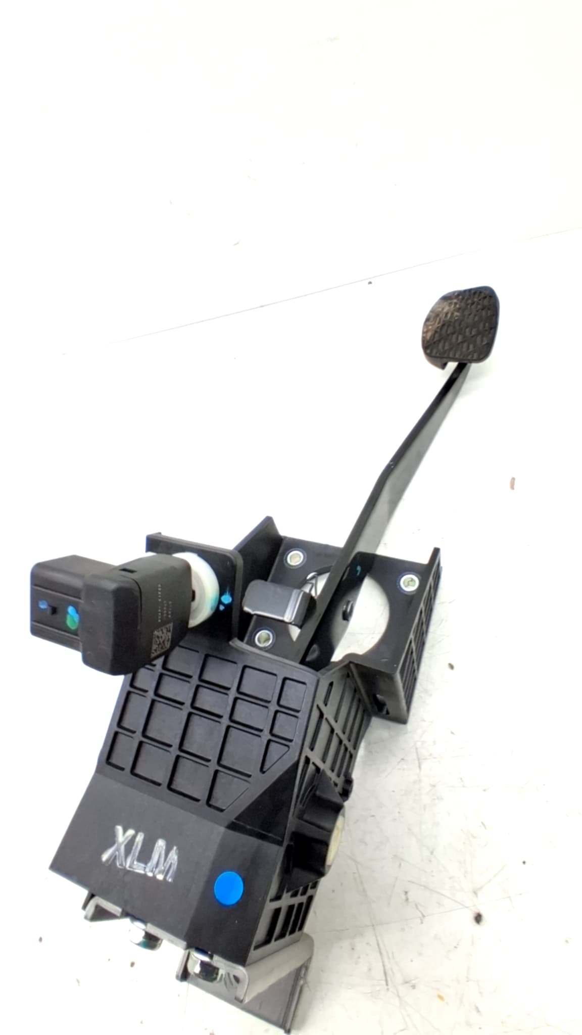 Pedal freno SSANGYONG TIVOLI