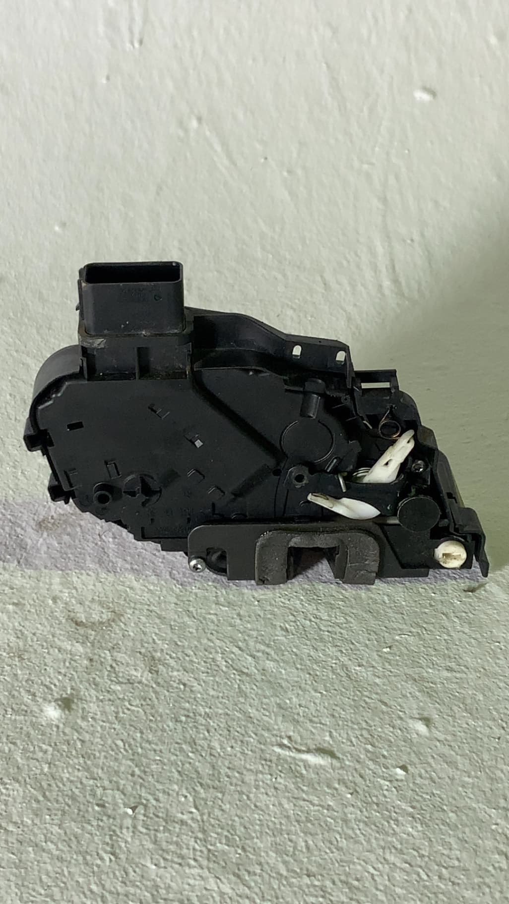 Cerradura puerta trasera derecha LAND ROVER RANGE ROVER EVOQUE 3